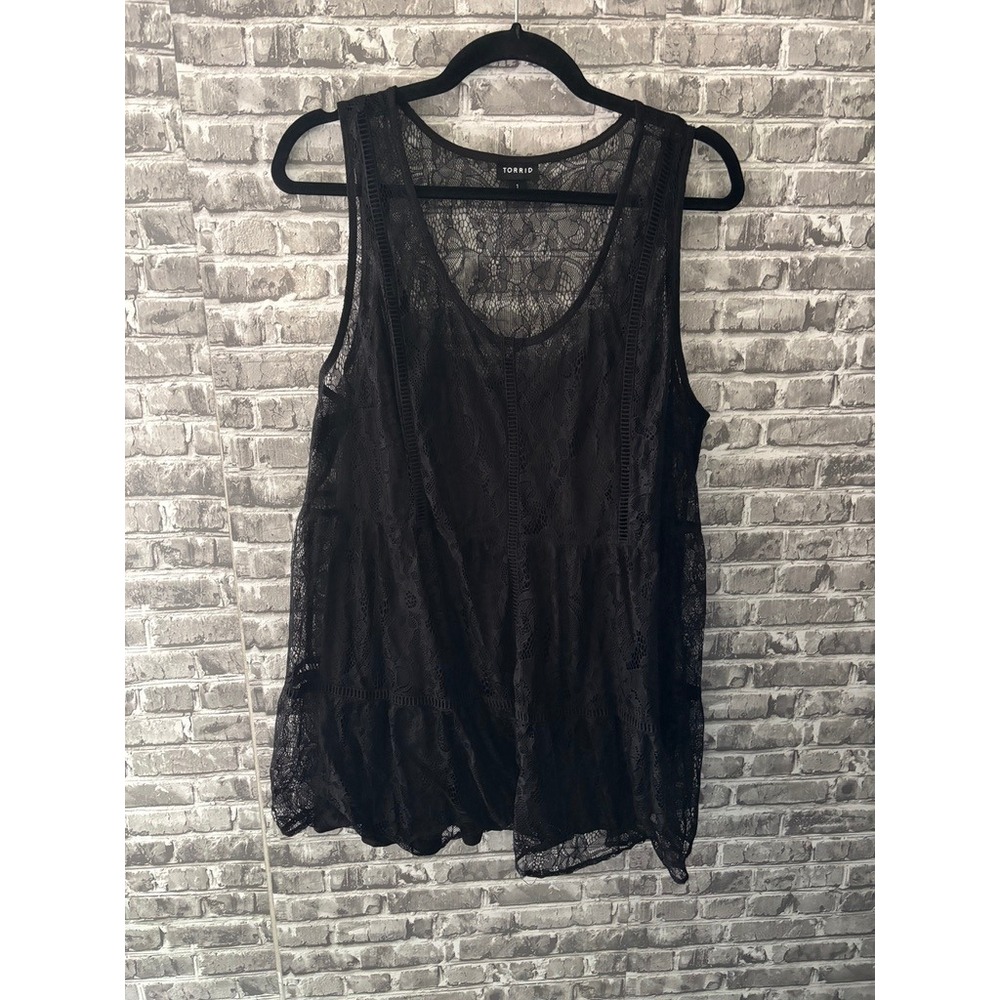 Babydoll‎ Lace Tiered Tunic Tank - Picture 2 of 5